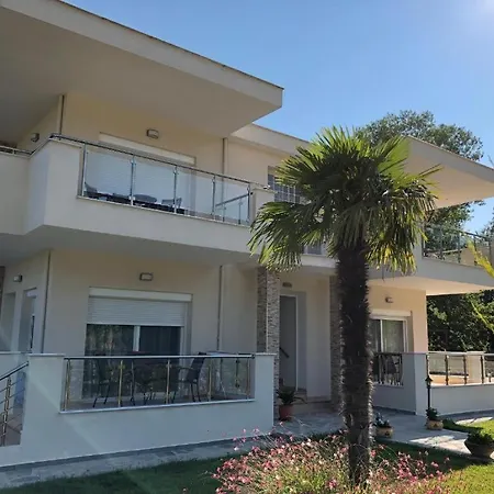 Bella Vera 2 Apartment