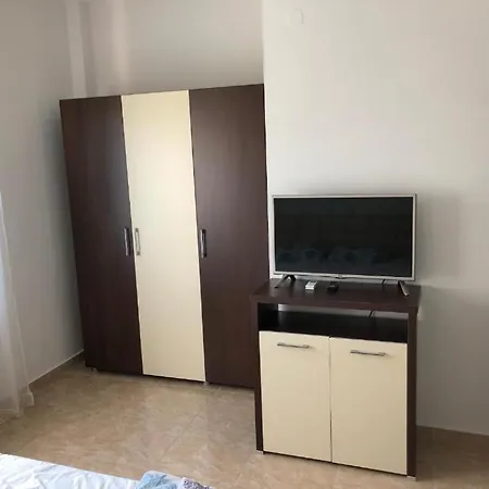 Bella Vera 2 Apartment